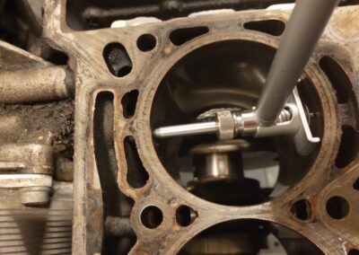 Baltus Motor Techniek binnenmeettaster in cilinder